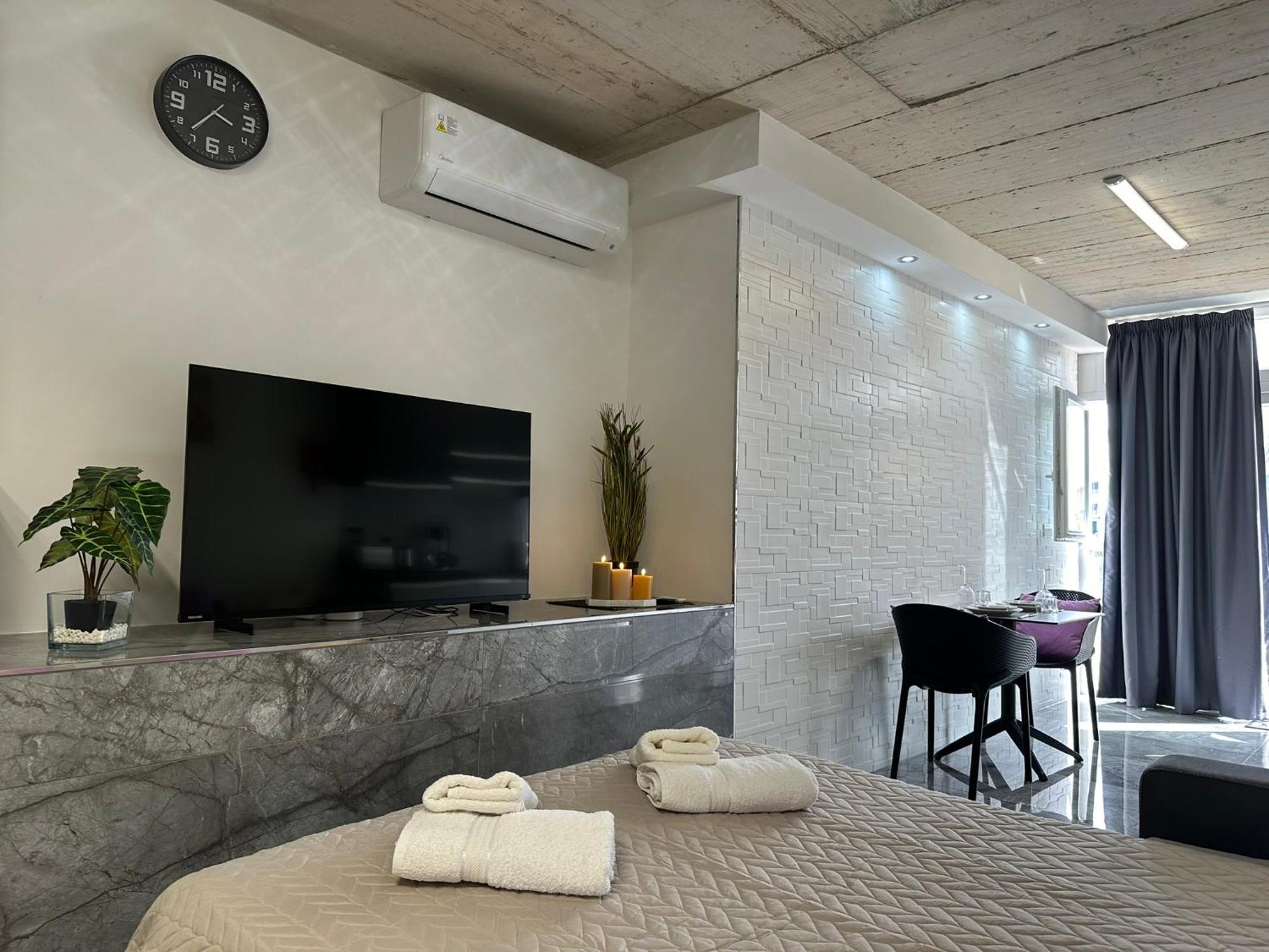 Seafront, Lovely Modern Studio. Apartment Saint Julian's Exterior photo