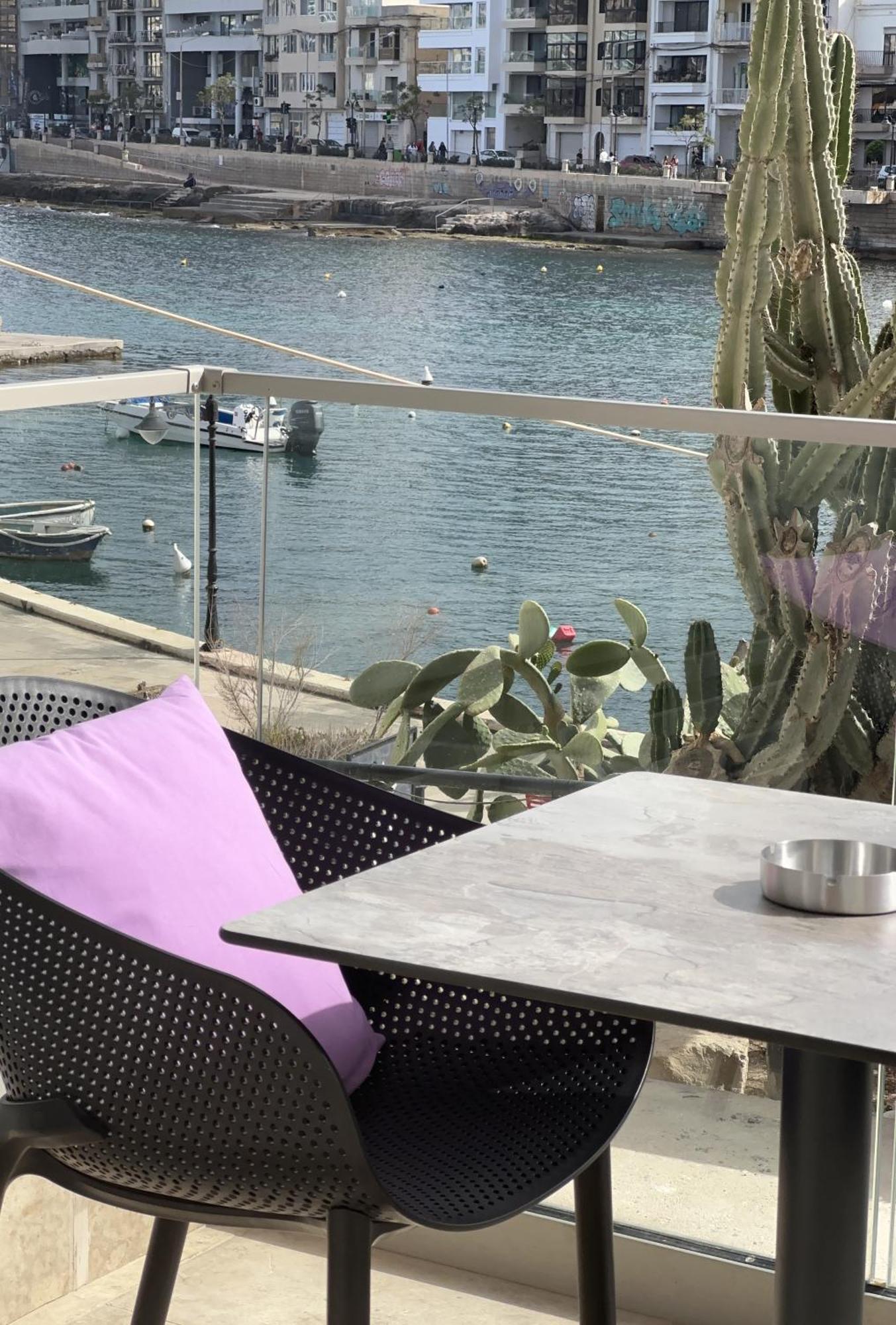 Seafront, Lovely Modern Studio. Saint Julian's Exterior photo